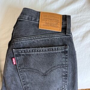 NWOT Levi's Middy Dark Gray Jeans